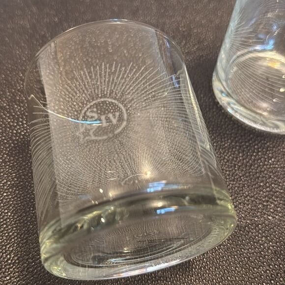 Makers Mark Whiskey Glasses set of two - Picture 2 of 4